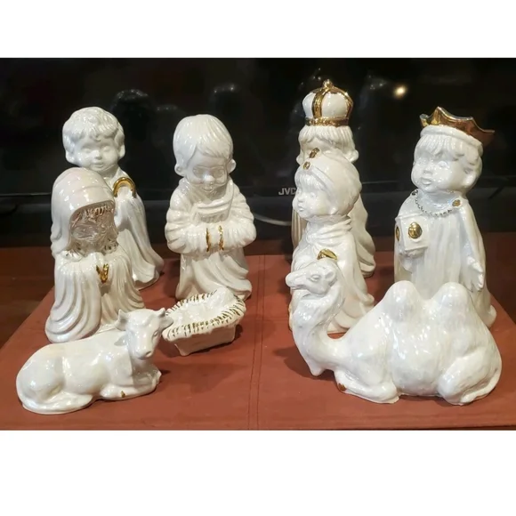 Signed Vintage 1975 Arnel's Ceramic Nativity - Picture 1 of 4
